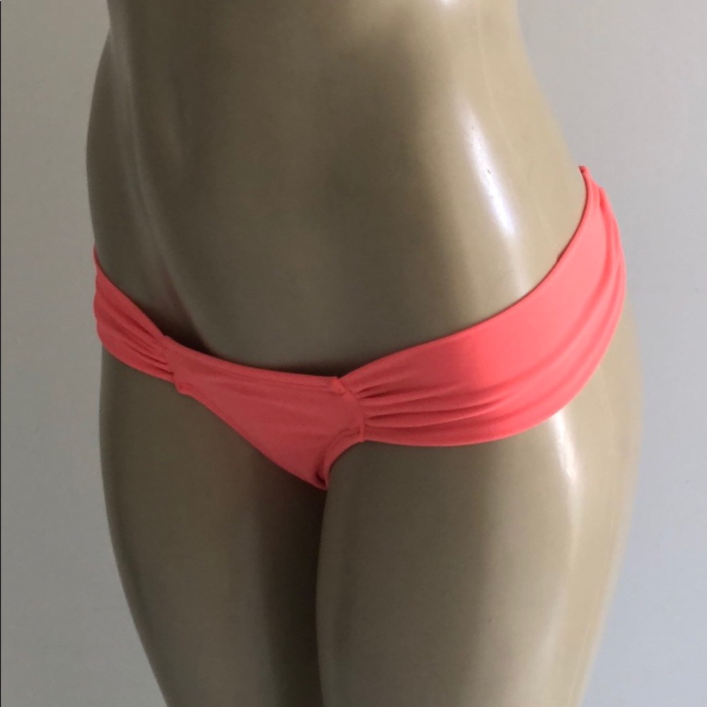Bikini Bottom - Picture 2 of 3